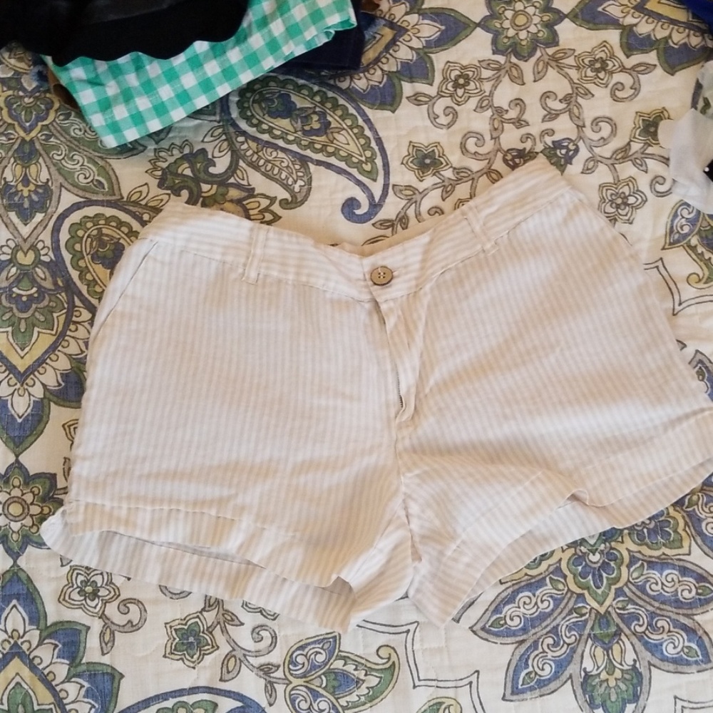 Linen shorts
